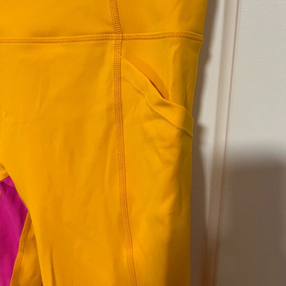 All Access x Bandier Ultra High Rise Utility Pocket Legging (size small) - Picture 3 of 8